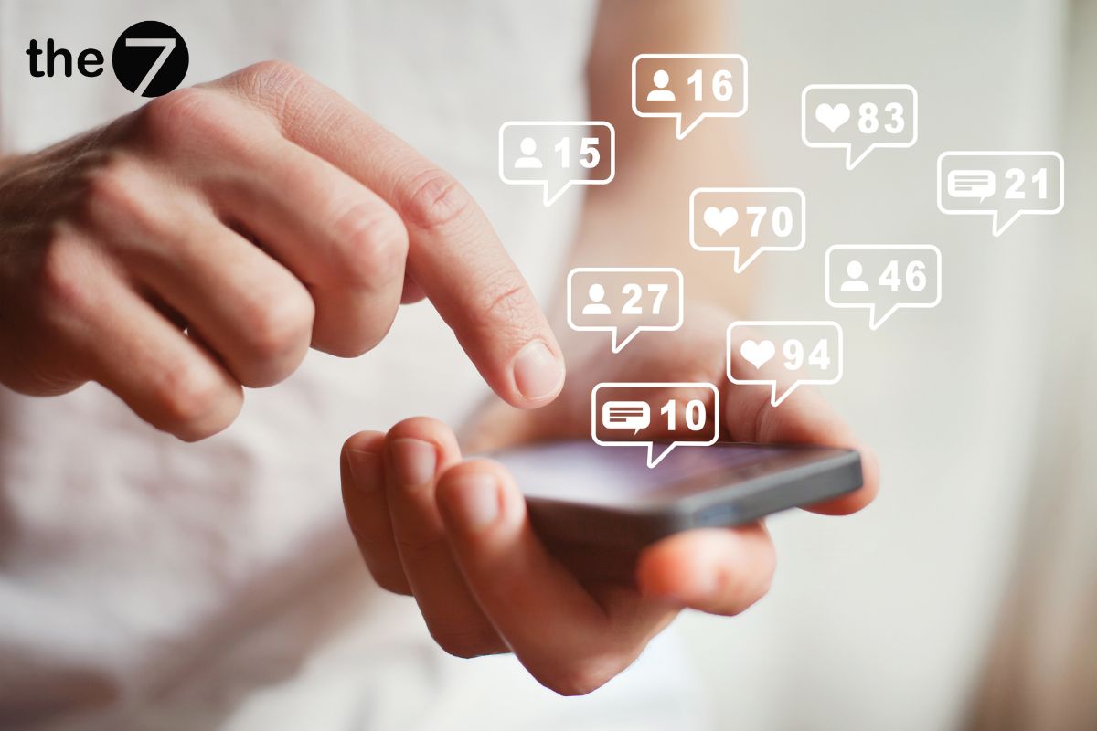 Phương pháp theo dõi ý kiến trên mạng xã hội