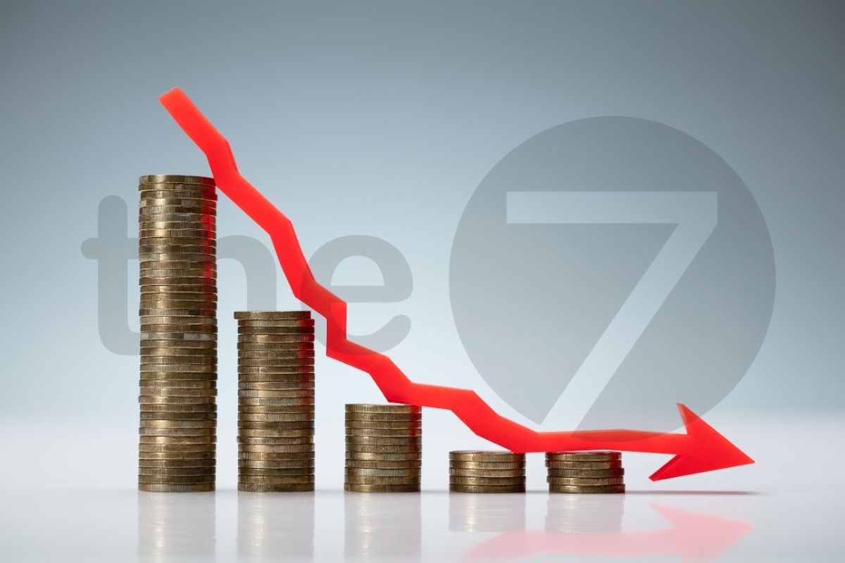 Doanh số bán hàng có thể giảm trong giai đoạn đầu do khách hàng chưa quen với thương hiệu mới