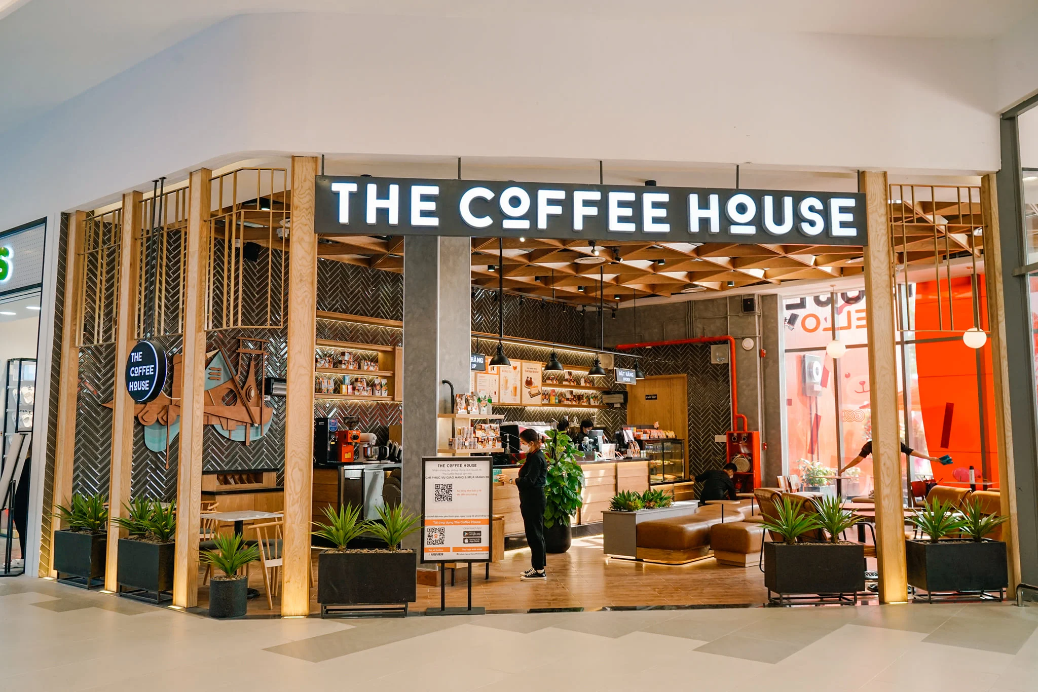 Không gian sang trọng hay dịch vụ tận tâm không còn là điểm khác biệt nổi bật. Nguồn The Coffee House